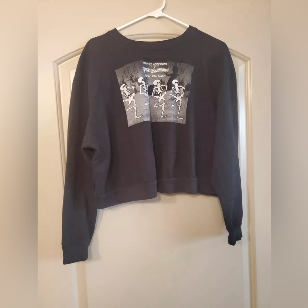 Disney “The Skeleton Dance” cropped long sleeve Halloween shirt